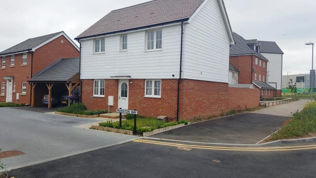 Executive Single  Room Close to Westwood  Main Photo