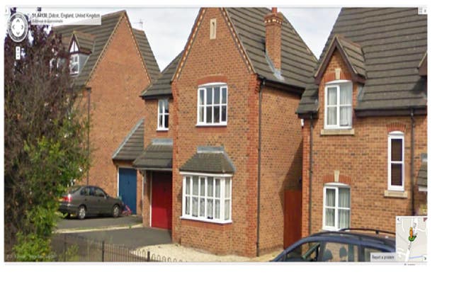 Prof Female required in an all Female House Main Photo