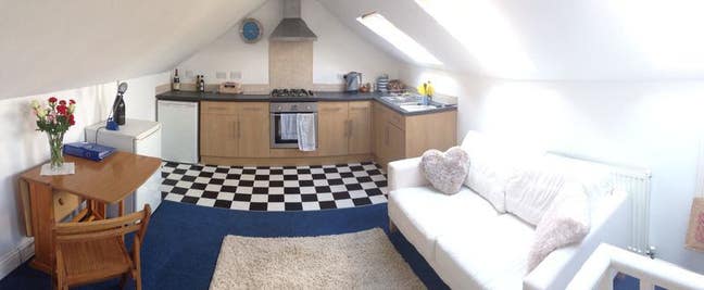 Available Now - Room in 3 bed, 2 mins to Brockley Main Photo