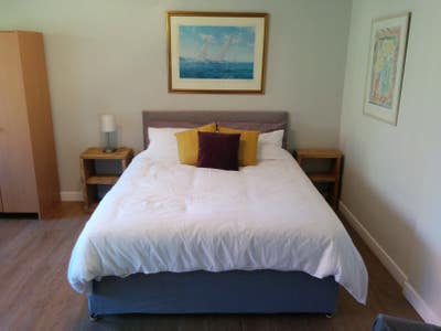 Annex - double room with en-suite and kitchenette Main Photo
