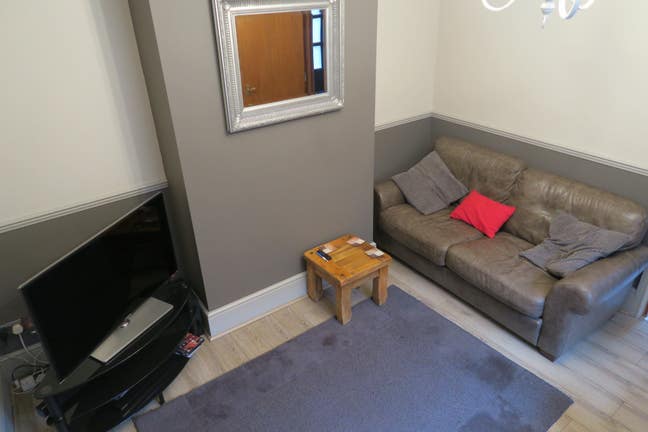 Central Harborne,professional friendly houseshare  Main Photo