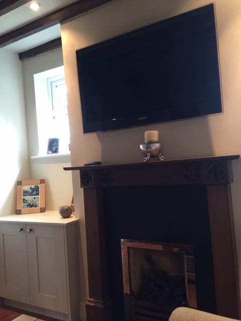 Single room to rent, near to film studios  Main Photo