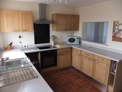 Spacious Property in Chester incl Ensuites Main Photo