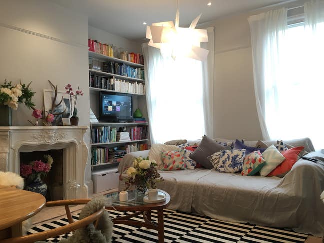 Bright double room Stokie flat Main Photo