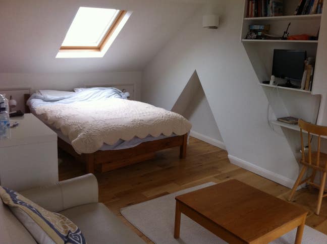 Mon-Fri: N Oxford - lovely attic room, en-suite   Main Photo