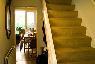 Double room available in lovely whitechapel house Main Photo