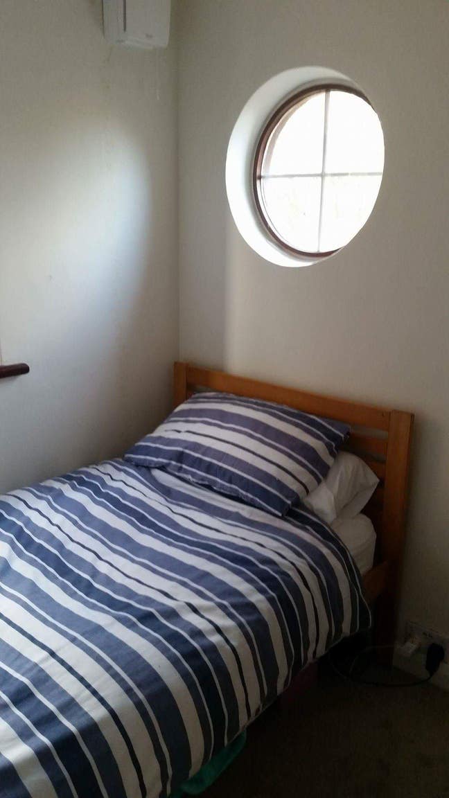 Single room for female Main Photo