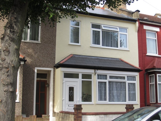 Double rooms in EN1  Main Photo