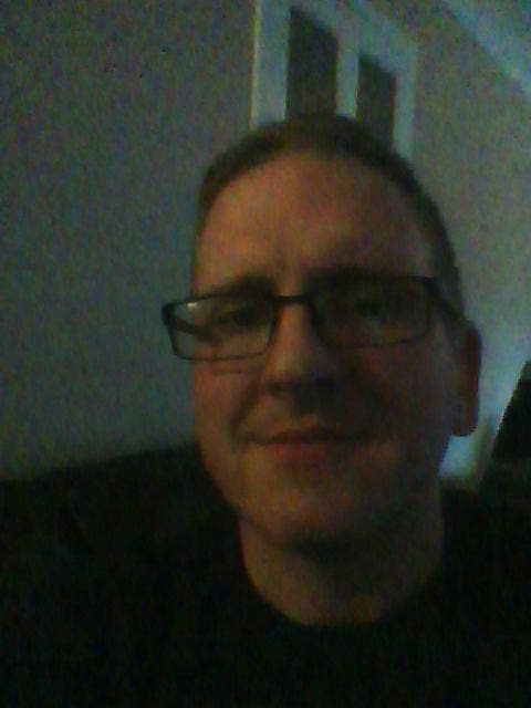 Looking for place to live after marriage has ended Main Photo