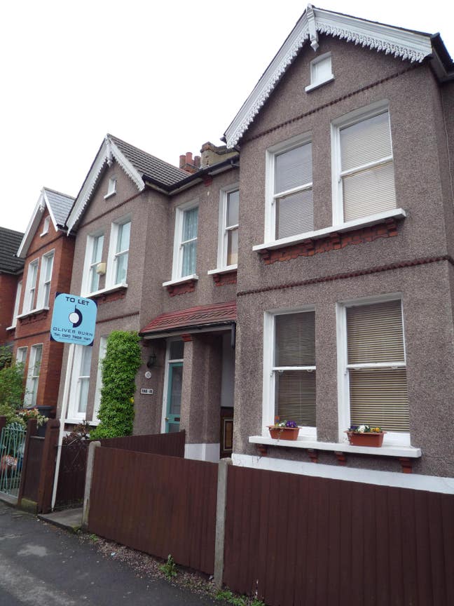 Dbl  room in Herne Hill houseshare avail 1st Octob Main Photo
