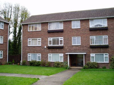 3 BED FLAT Main Photo