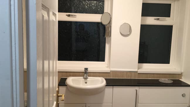 Newly refurbished double bedroom for  £650  PCM Main Photo