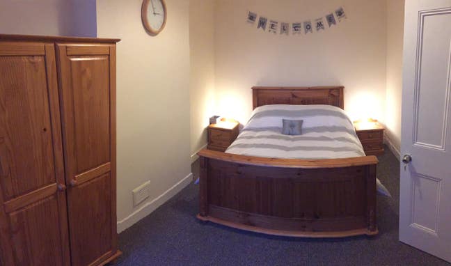 Double Rooms No Deposit  Near Farnworth Town Centr Main Photo