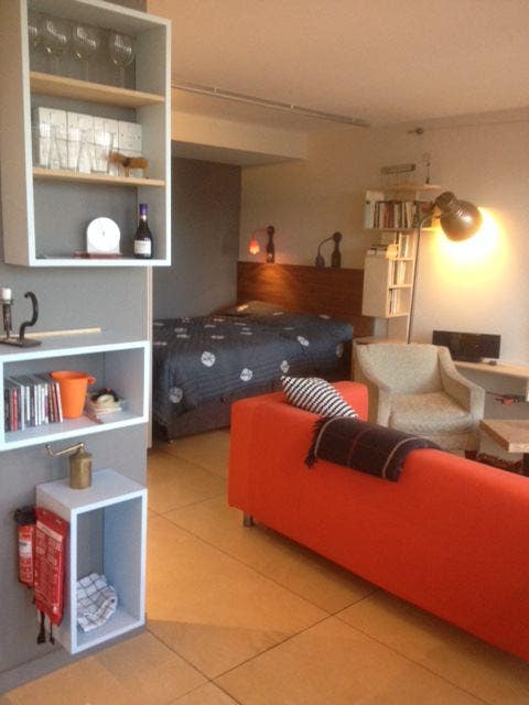 Cool Little Venice Artist studio (short let) Main Photo