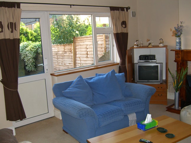 Looking for a housemate Main Photo