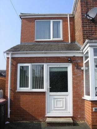 1 Bed Spacious House - Bills Included Main Photo