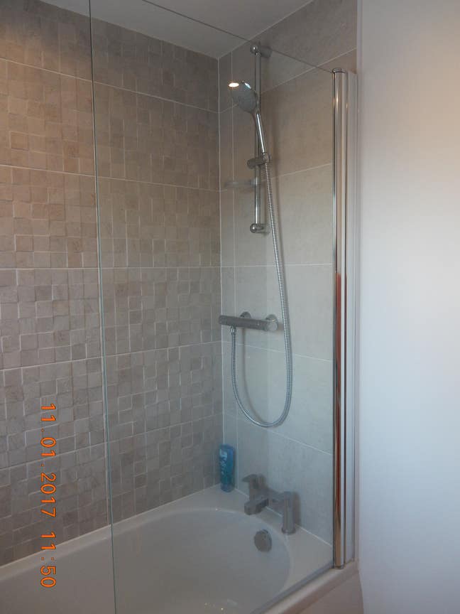  single room close to Royton town center Main Photo