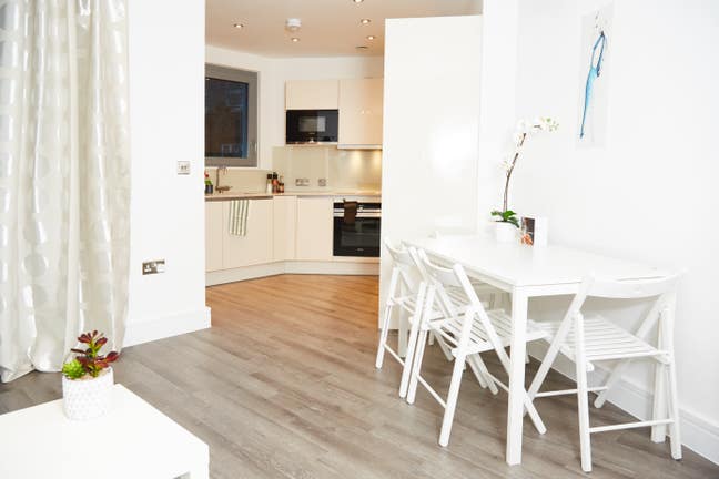 Luxury 1 Bedroom Flat in Dalston  Lane Main Photo