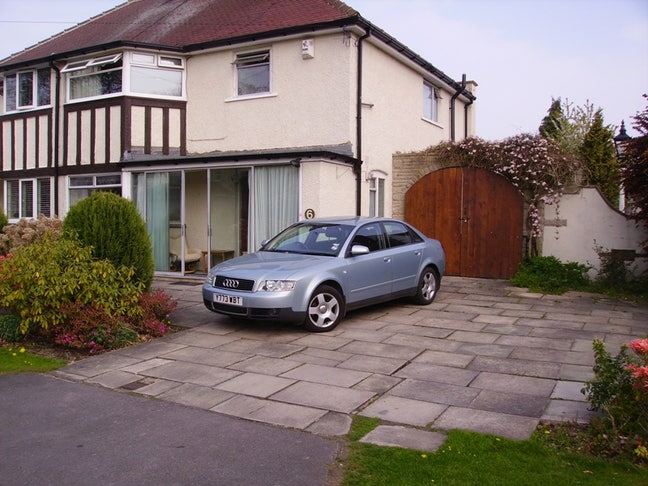 Luxury double room available  in Guiseley  Main Photo