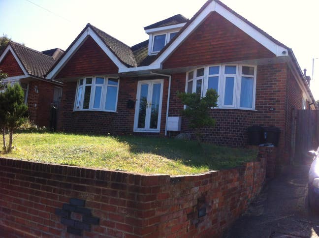 Double room in detached house Main Photo