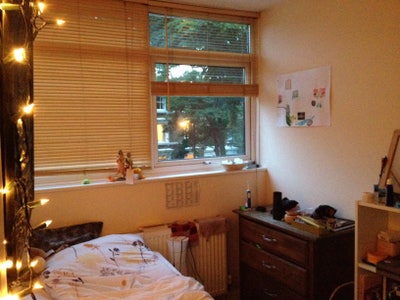 Furnished single room (650 pcm bills inc.) zone 2  Main Photo