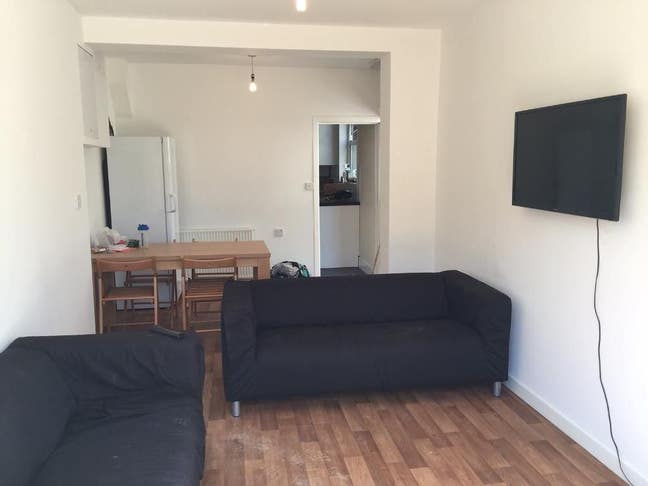Large Ensuite Room in BS3 Main Photo