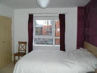 WOW! Ensuite Room, Secure Parking, Bills Incl. Main Photo