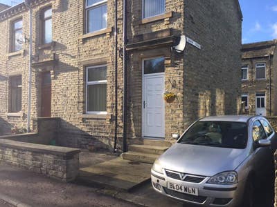 Double Room, All Bills Included Main Photo