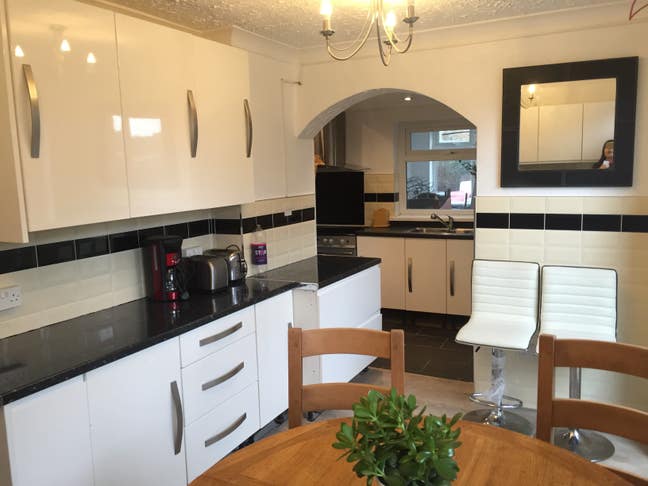 Quiet Double room,by GoodHope Hospital,B75 Main Photo