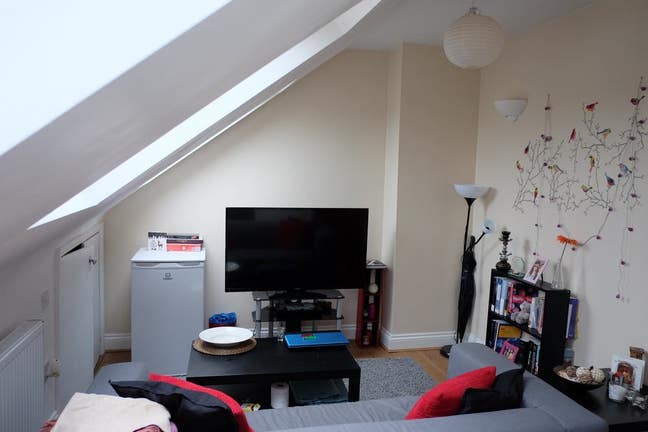 Croydon East-Addiscombe loft conversion flat Main Photo