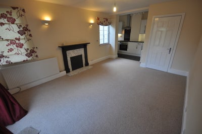 Studio Flat, Bills & C Tax Included, Private Entra Main Photo
