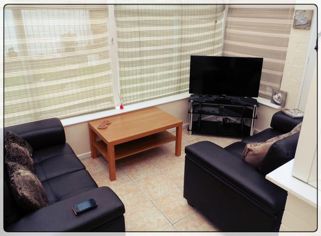 🏃‍♂️ FINAL ROOM! Doncaster City Centre En-Suite – Main Photo