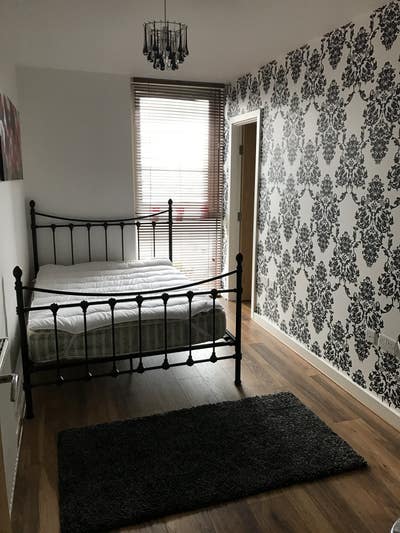 Double room in a modern apartment  Main Photo