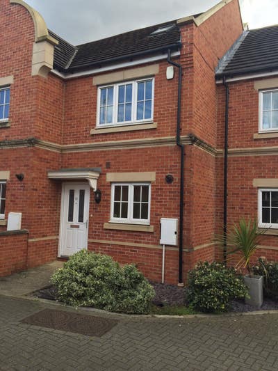 Double Room to Rent In A Gated Development - Main Photo