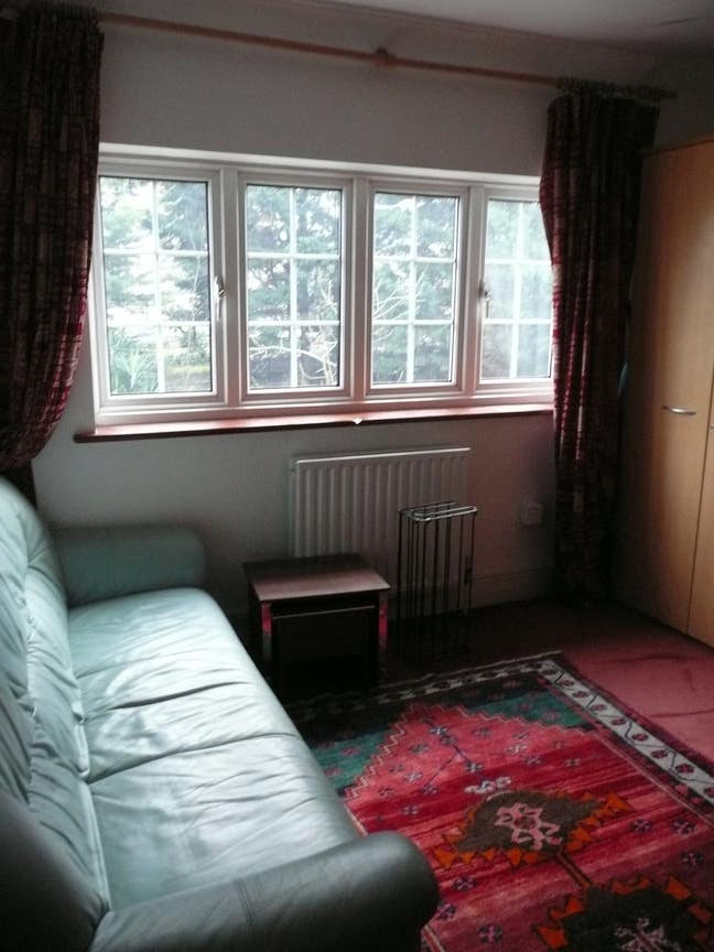 Sunny double room of 1st floor semi-detached H Main Photo