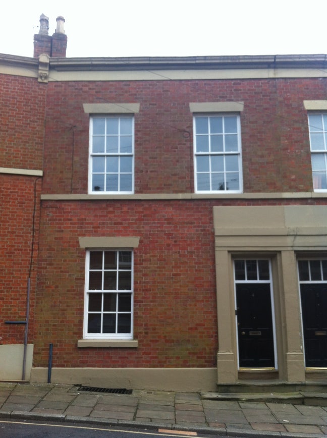 **PR1**Studio inc Double bedroom, lounge &bathroom Main Photo