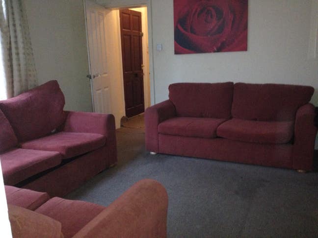 Doulbe Room in Professional Houseshare Main Photo