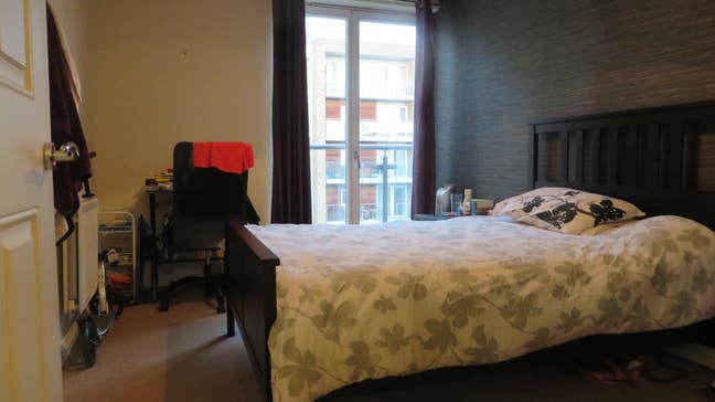 Double Room in Flatshare Opp Battersea Power Stn Main Photo