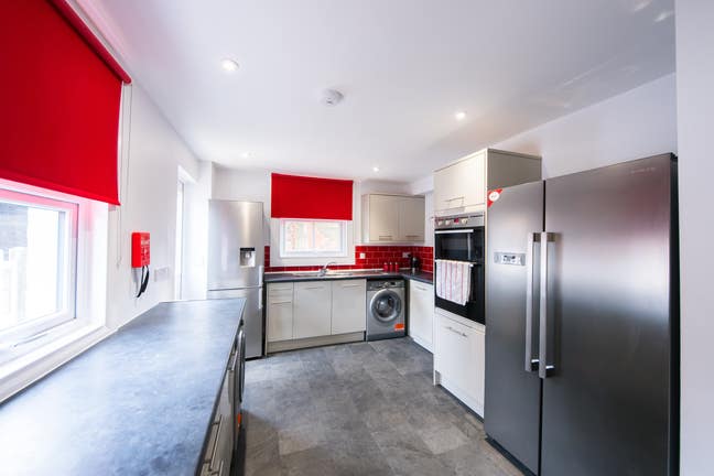 Three Ensuite Rooms - Close to Reading Station Main Photo