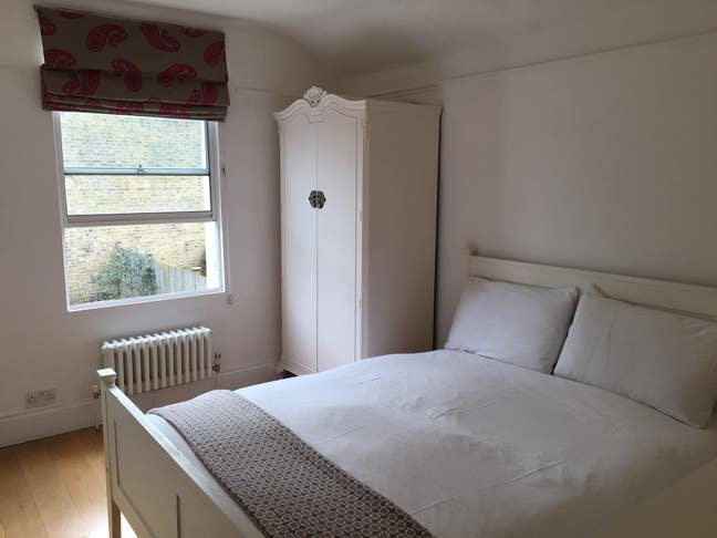 Tooting Bec - beautiful, private double room Main Photo