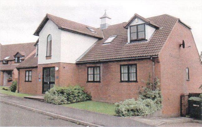 2 bed flat - High Wycombe Main Photo