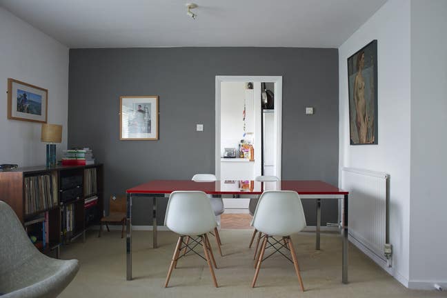 Lovely light room in beautiful Blackheath! Main Photo