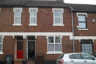 Hartshill, Stoke-on-Trent, Large House/ Rooms Main Photo