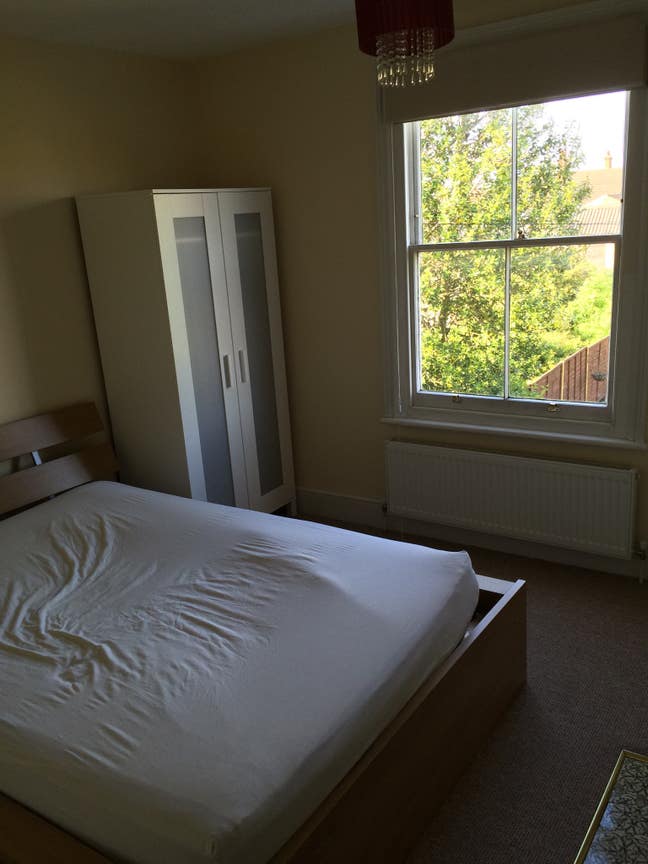 Room available in stunning Victorian Townhouse Main Photo