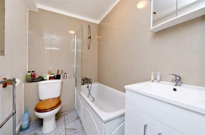 W12 Shepherds Bush Main Photo