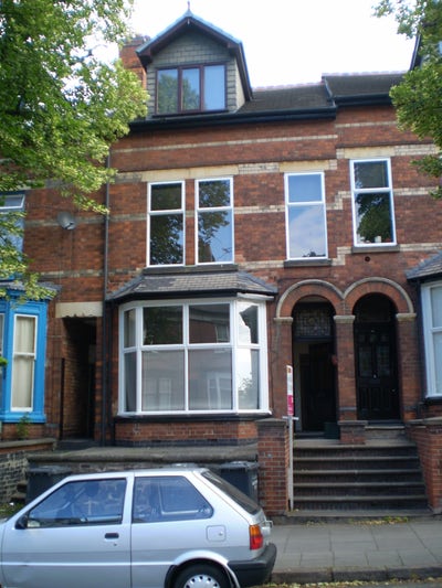 Beautiful 1 Bed Apartment Main Photo
