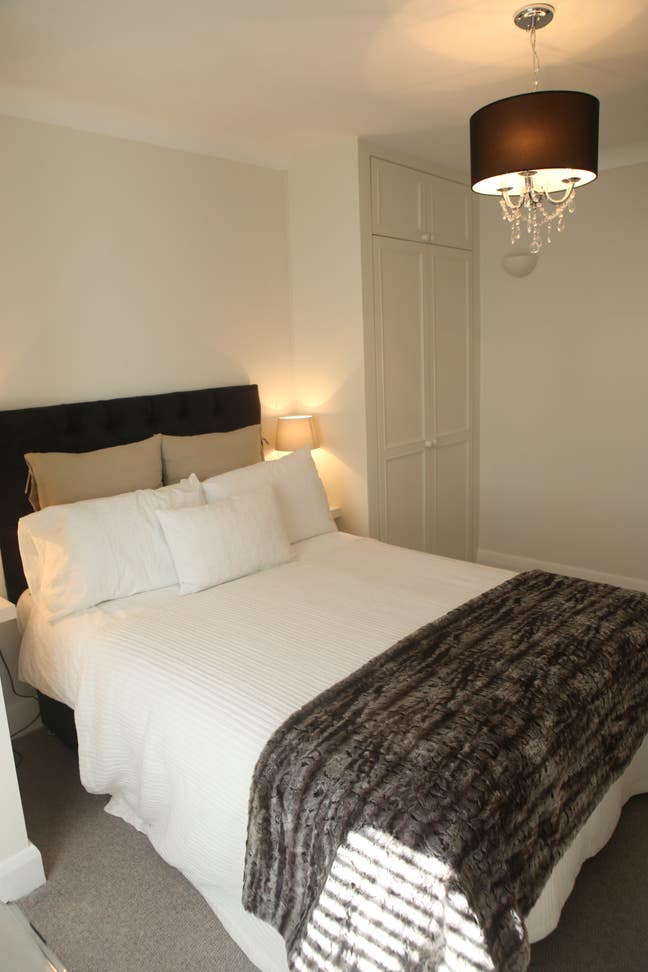 Double Bedroom with En-Suite, Conservation Area Main Photo