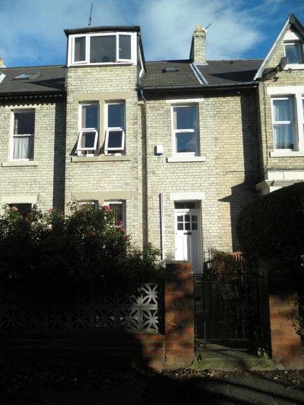 Student House Share All Utilities Included! Main Photo
