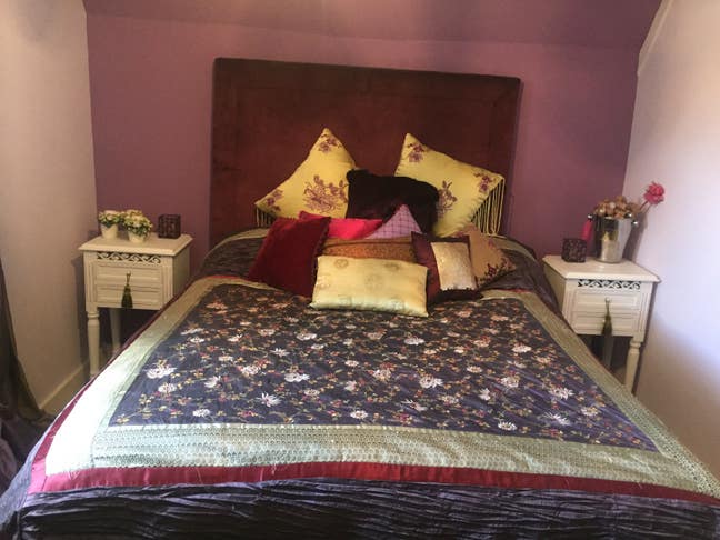 Double room in Windsor Main Photo