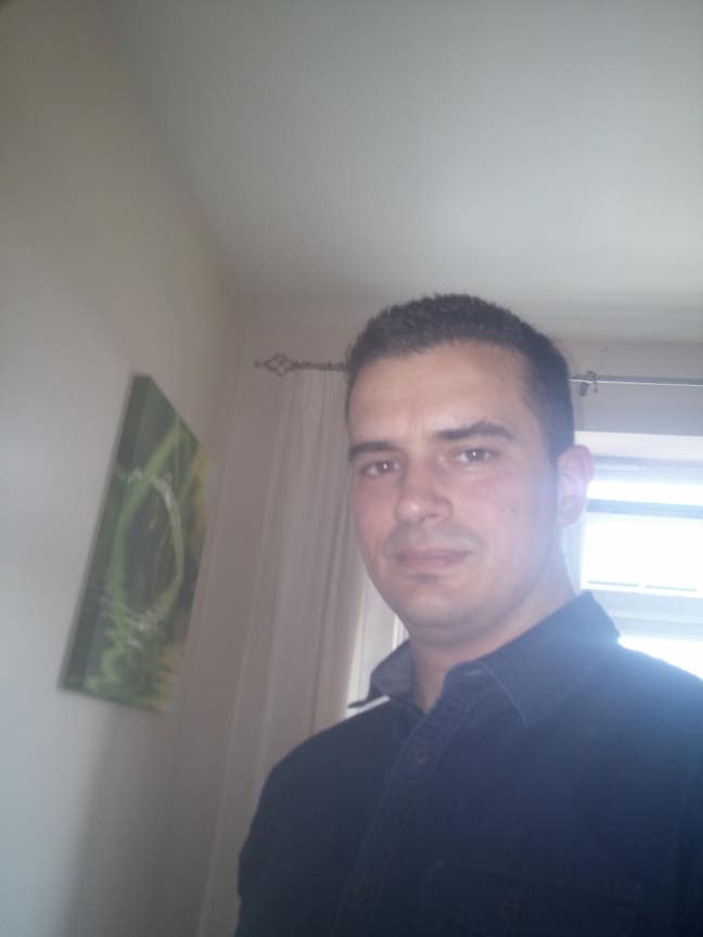 Quiet, clean, friendly, room wanted in east london Main Photo